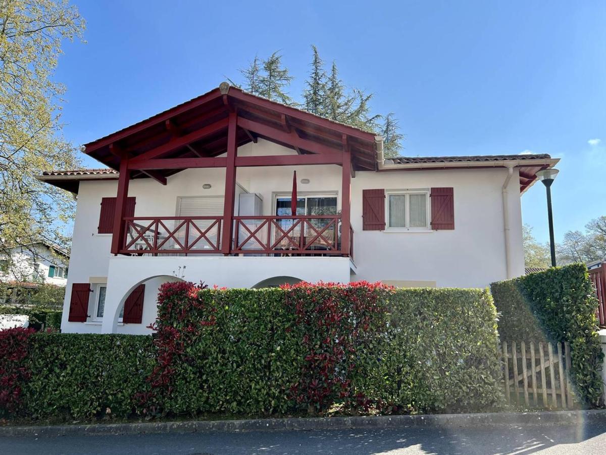 Appartement T1 Bis Avec Jardin Prive Et Piscine, 4 Pers, Cambo-Les-Bains - Fr-1-495-13 Kültér fotó