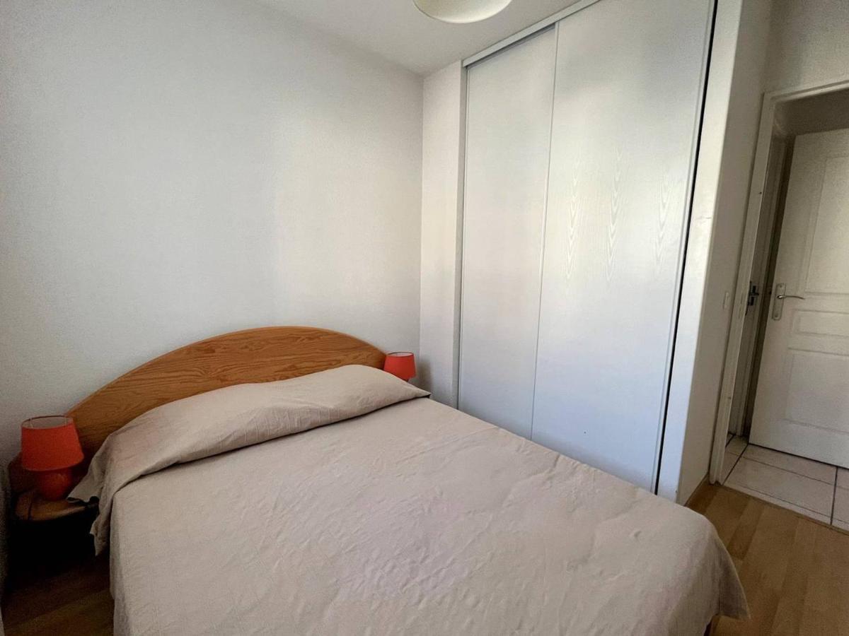 Appartement T1 Bis Avec Jardin Prive Et Piscine, 4 Pers, Cambo-Les-Bains - Fr-1-495-13 Kültér fotó