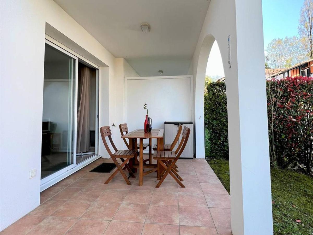 Appartement T1 Bis Avec Jardin Prive Et Piscine, 4 Pers, Cambo-Les-Bains - Fr-1-495-13 Kültér fotó